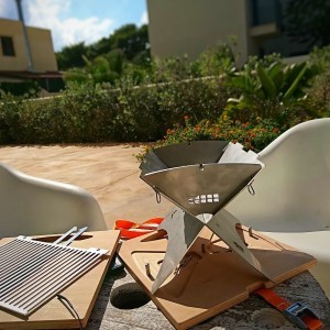 ZWEEnHALB Edelstahl Grill